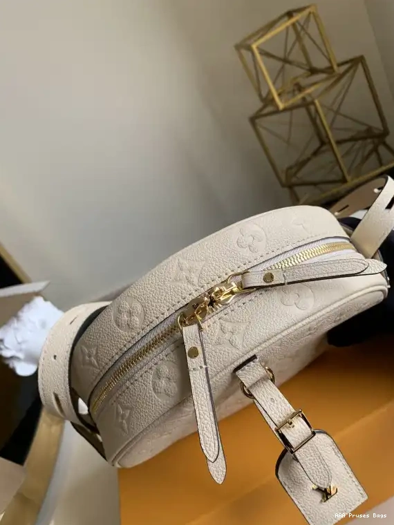 AAA Pruses Bags MM BOITE SOUPLE CHAPEAU VUITTON LOUIS 0620